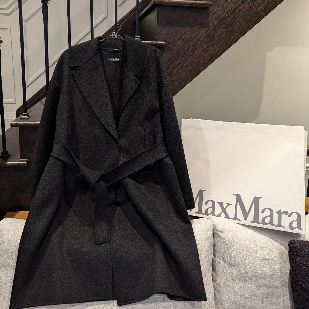 Authentic 'S MaxMara wrap coat in 100% virgin wool, grey, size 50 (IT) 16 (US)